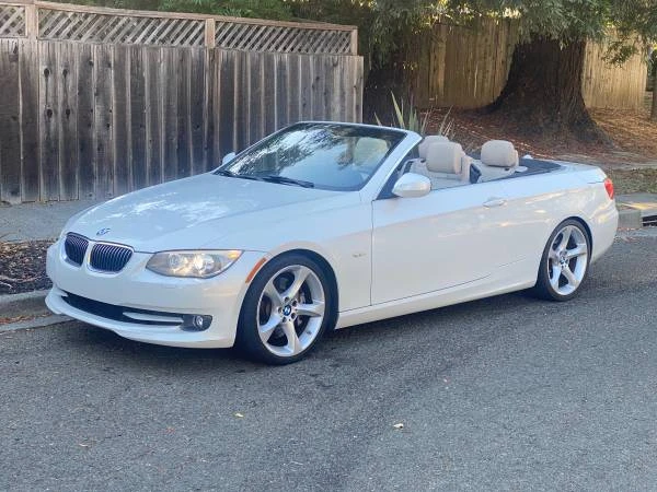 2011 BMW E93 335i Convertible - Image 2 of 13