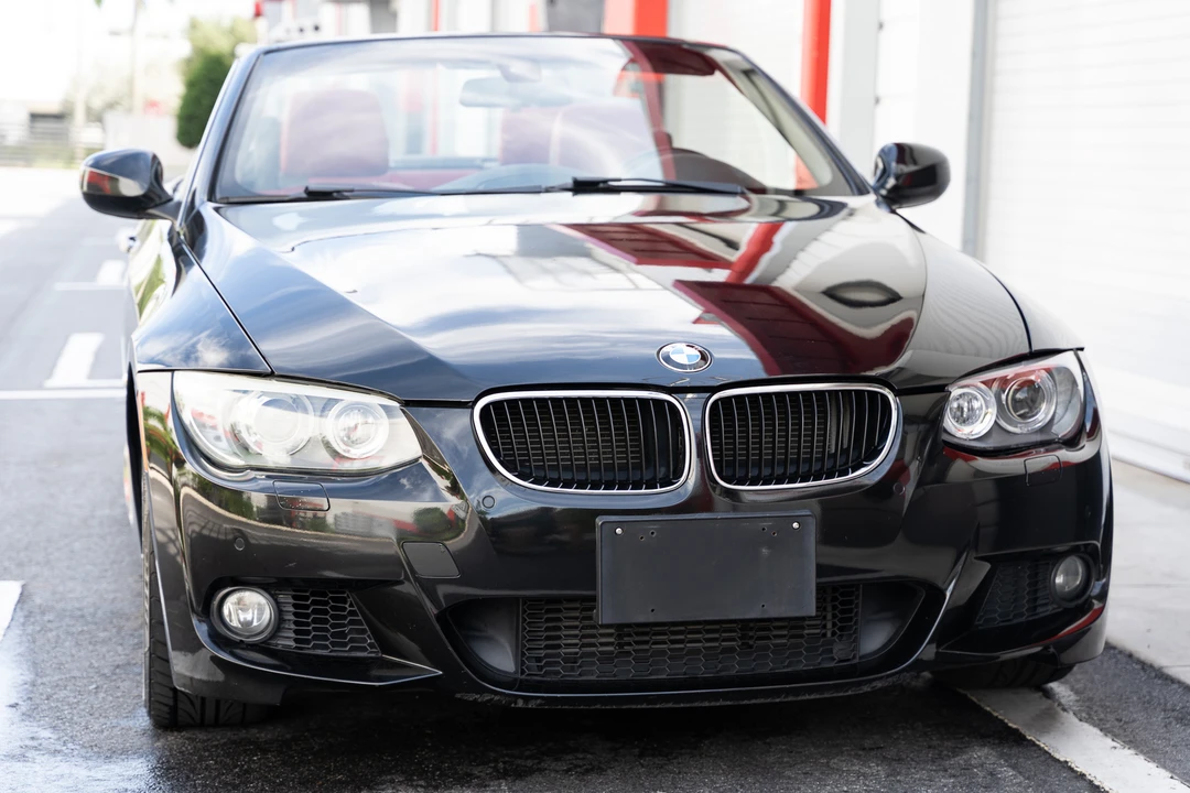 2011 BMW E93 335i Convertible - Image 8 of 31