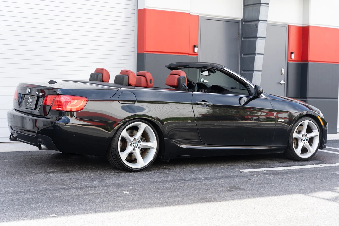 2011 BMW E93 335i Convertible - Image 15 of 31