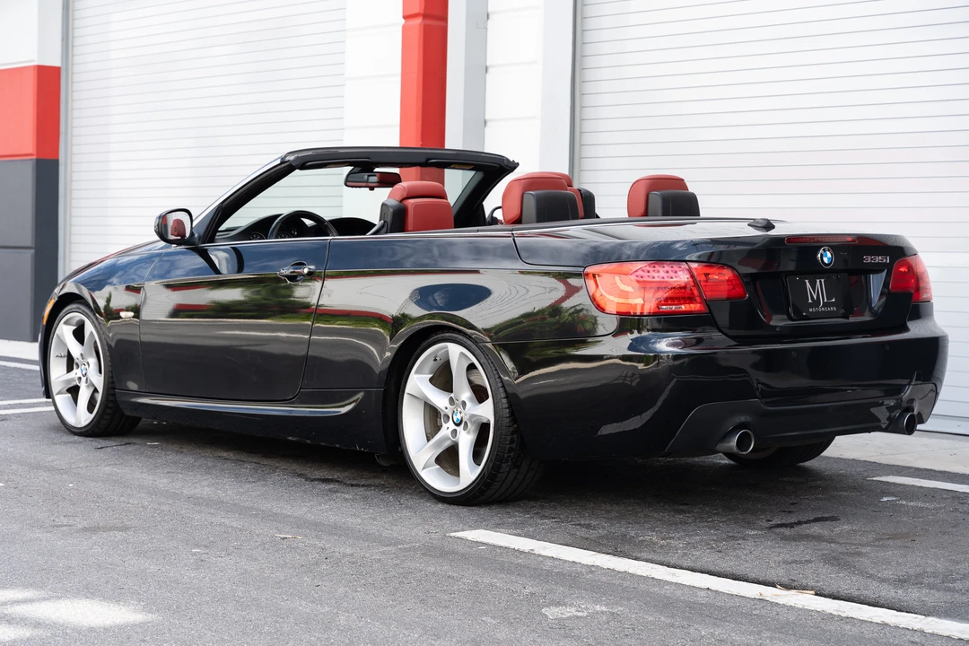 2011 BMW E93 335i Convertible - Image 25 of 31