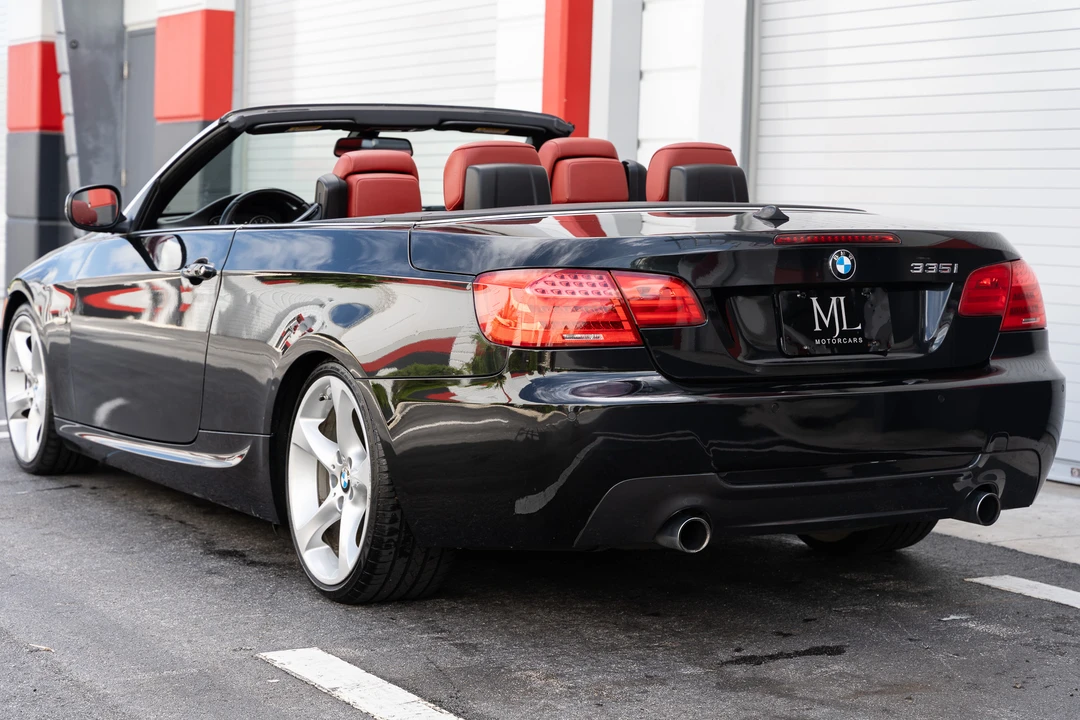 2011 BMW E93 335i Convertible - Image 24 of 31