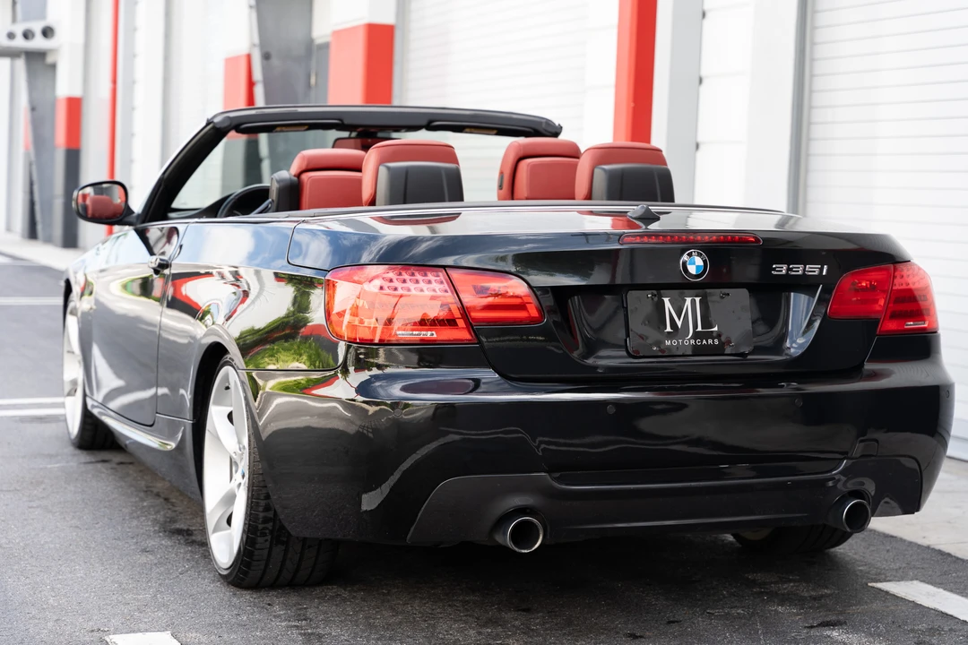 2011 BMW E93 335i Convertible - Image 23 of 31