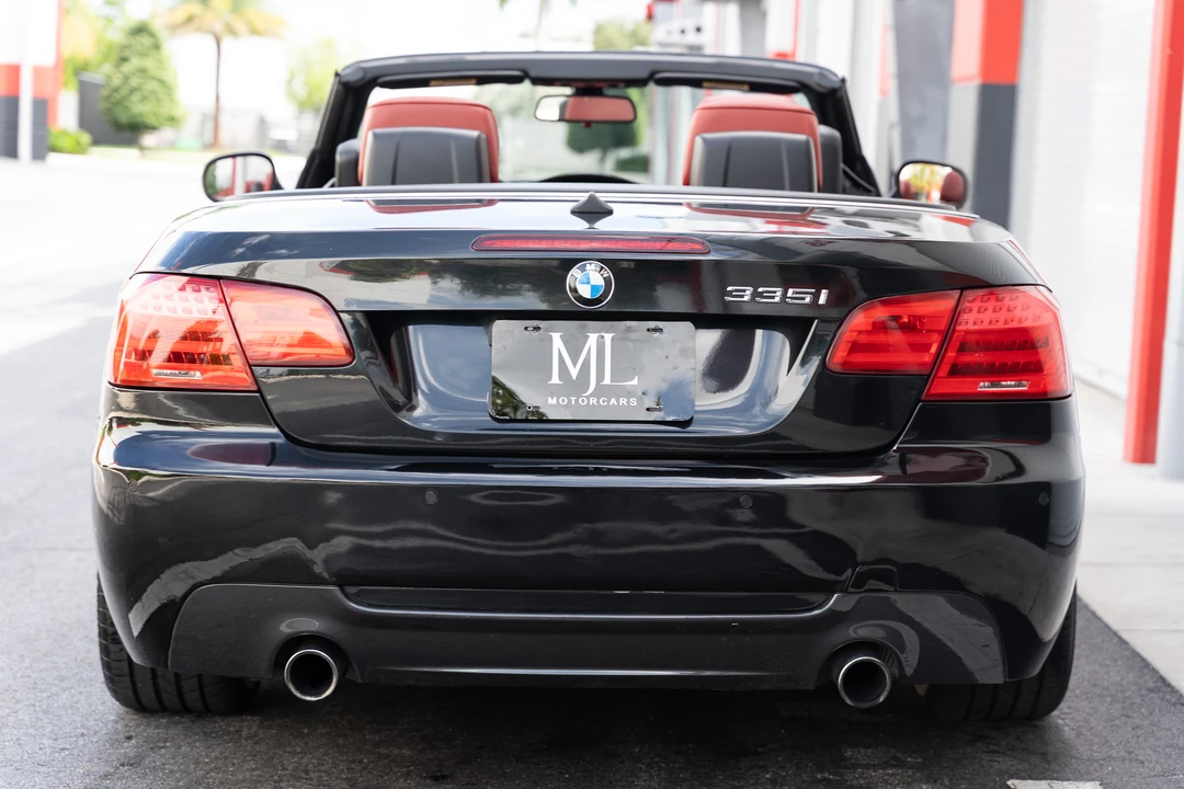 2011 BMW E93 335i Convertible - Image 21 of 31