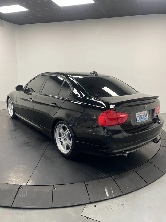 2011 BMW E90 335i Sedan - Image 7 of 16