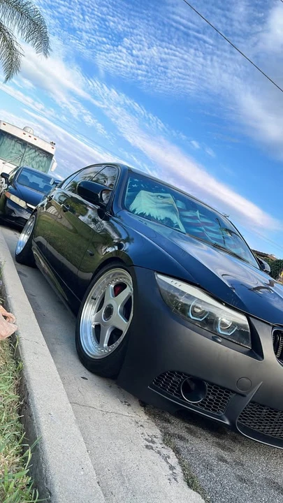 2011 BMW E90 335i Sedan - Image 3 of 4
