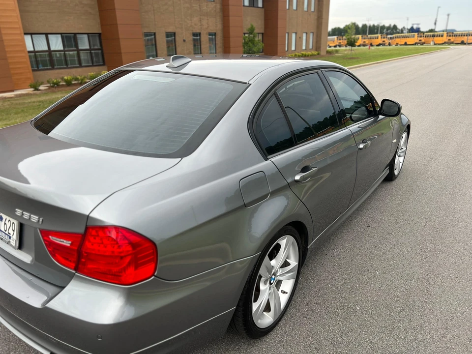 2011 BMW E90 335i Sedan - Image 14 of 31