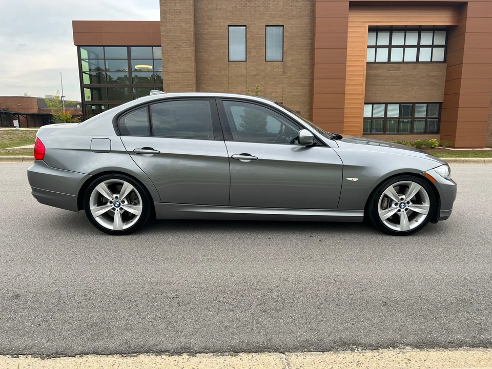 2011 BMW E90 335i Sedan - Image 15 of 31