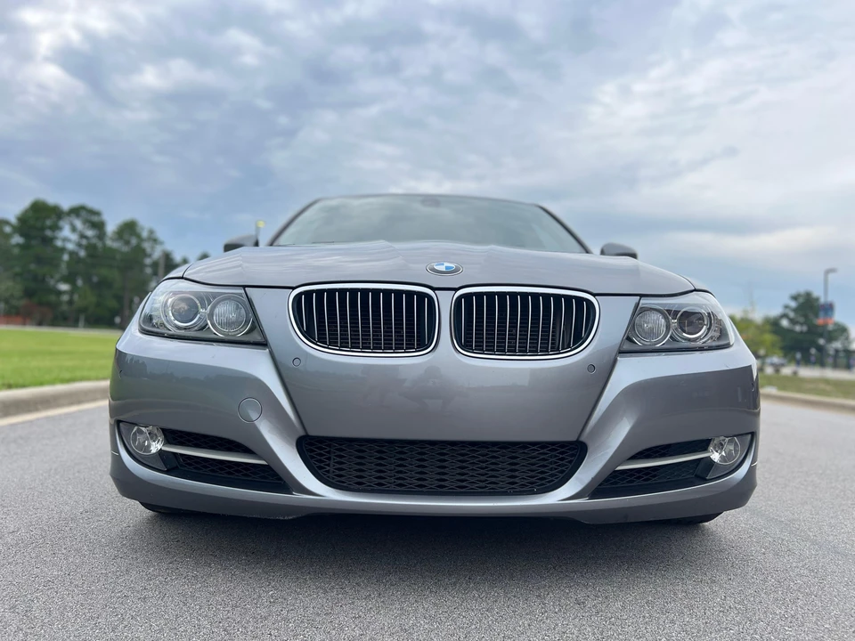 2011 BMW E90 335i Sedan - Image 8 of 31