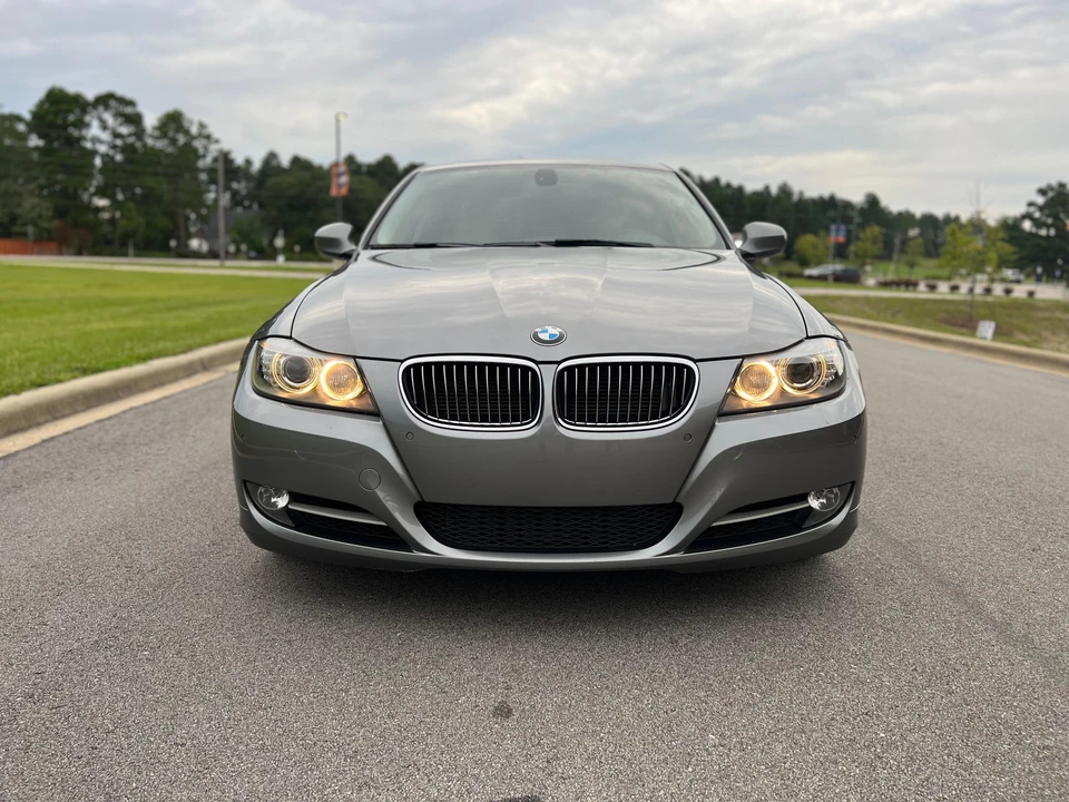 2011 BMW E90 335i Sedan - Image 7 of 31