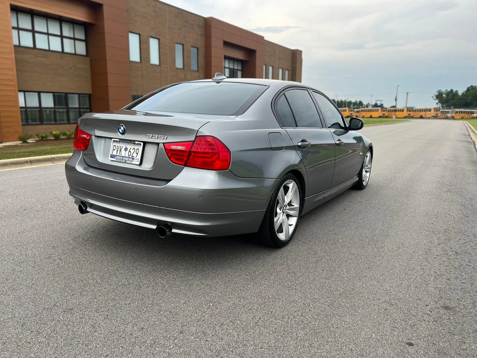 2011 BMW E90 335i Sedan - Image 12 of 31