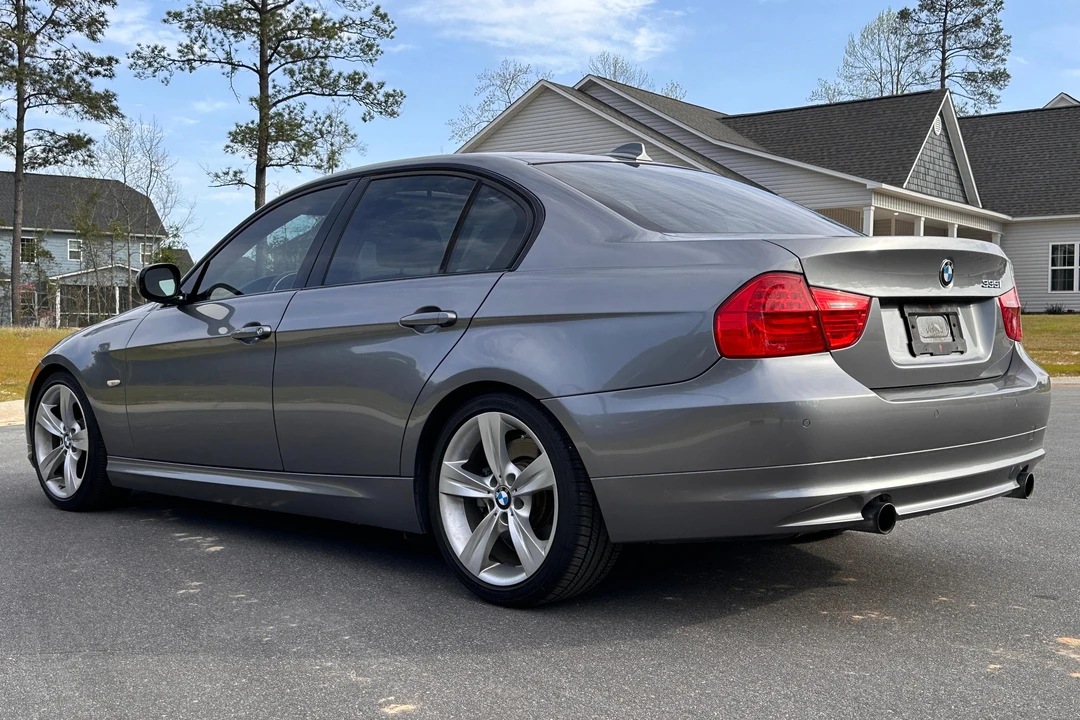 2011 BMW E90 335i Sedan - Image 4 of 31
