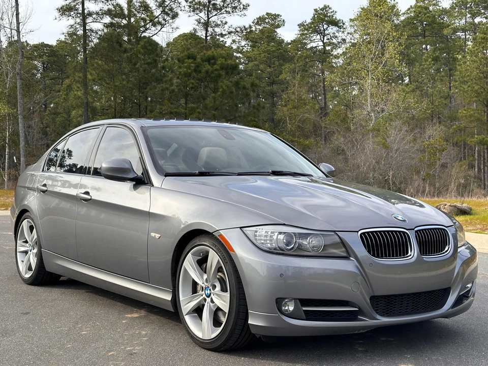 2011 BMW E90 335i Sedan - Image 9 of 31