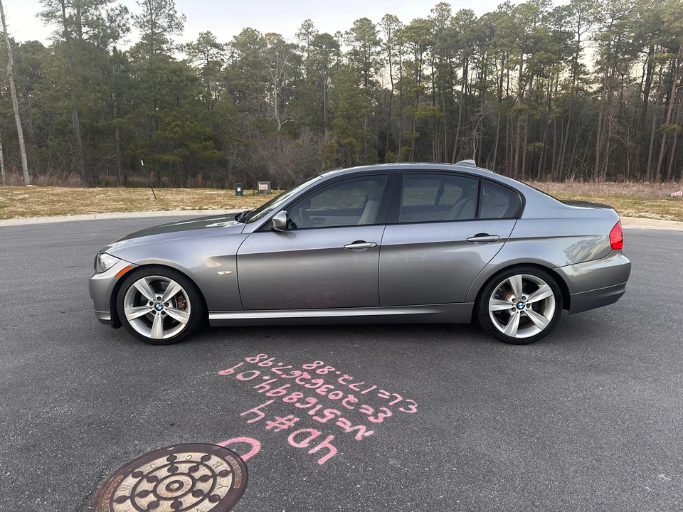 2011 BMW E90 335i Sedan - Image 7 of 31