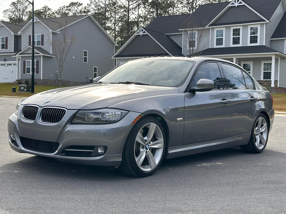 2011 BMW E90 335i Sedan - Image 6 of 31