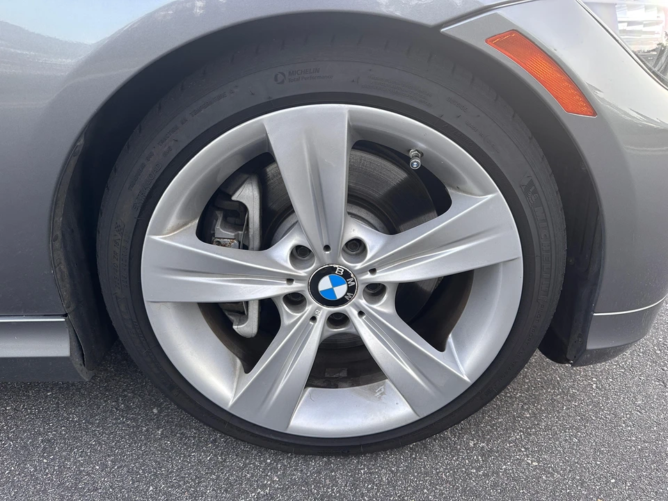 2011 BMW E90 335i Sedan - Image 25 of 31