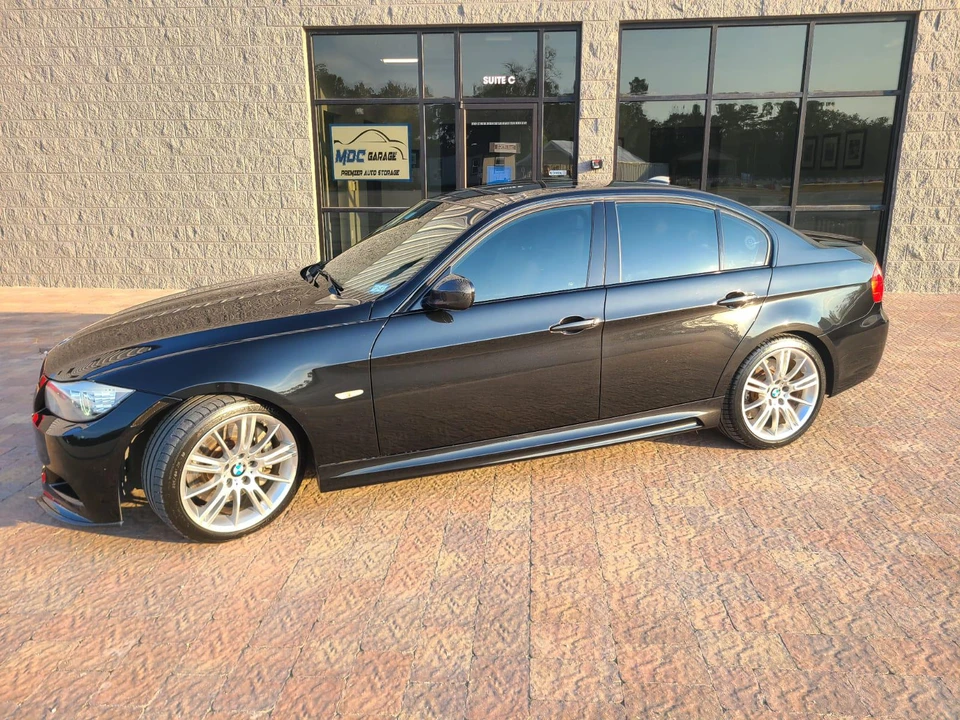 2011 BMW E90 335i Sedan - Image 9 of 31