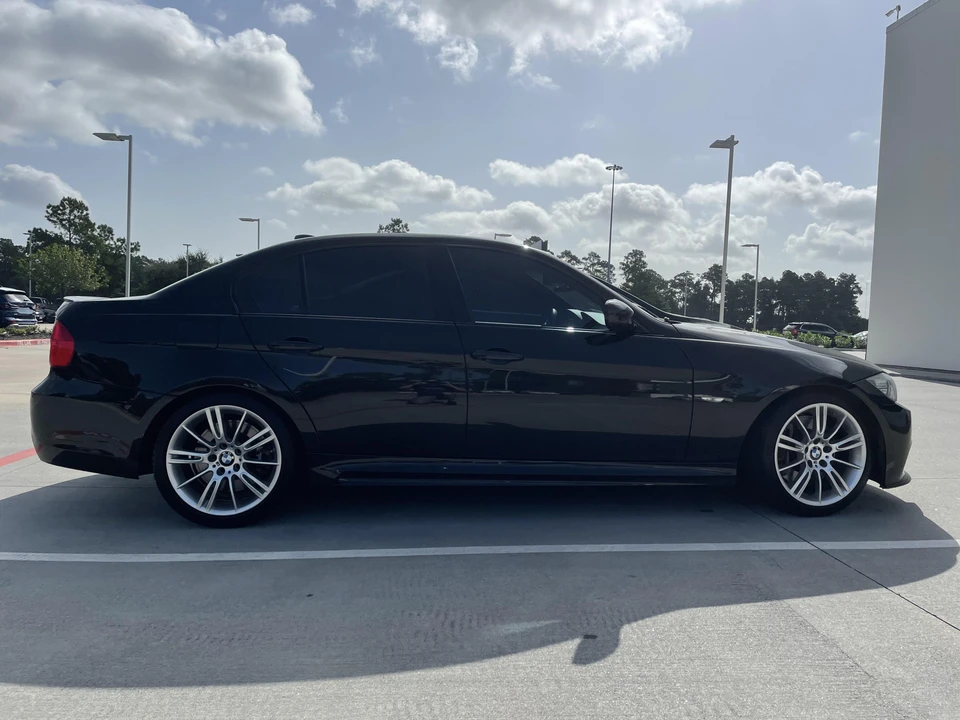 2011 BMW E90 335i Sedan - Image 13 of 31