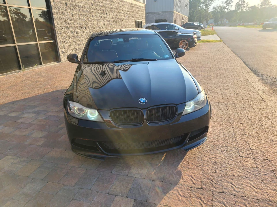 2011 BMW E90 335i Sedan - Image 14 of 31