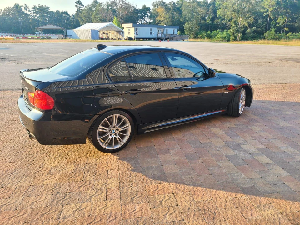2011 BMW E90 335i Sedan - Image 11 of 31