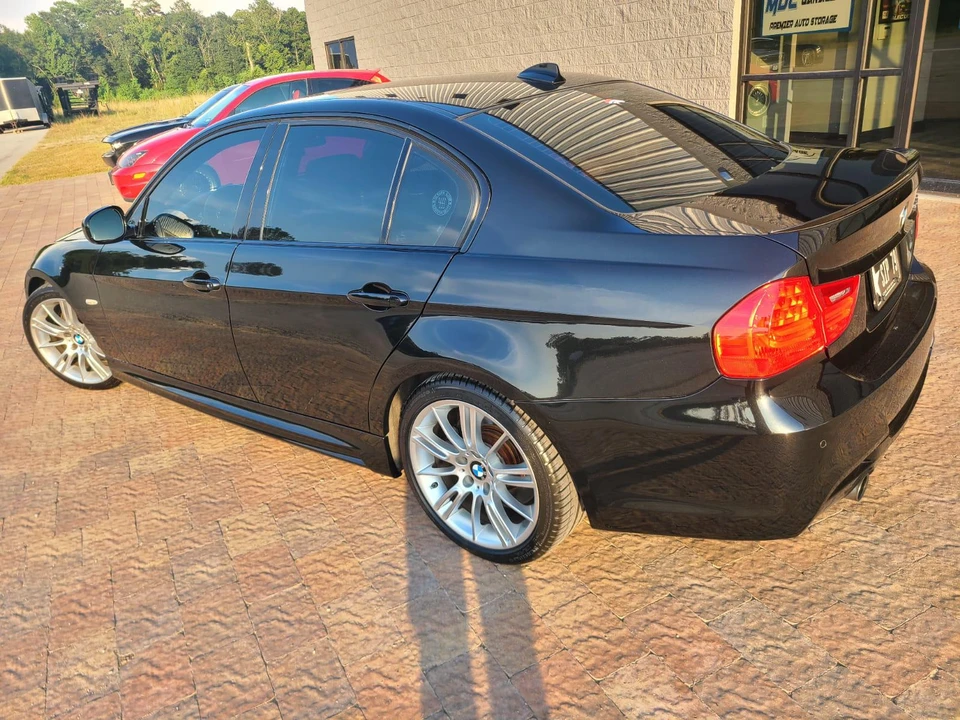 2011 BMW E90 335i Sedan - Image 10 of 31