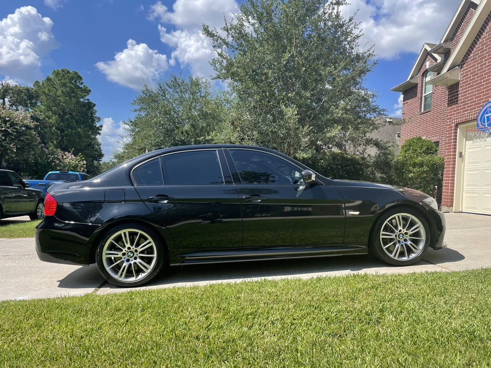 2011 BMW E90 335i Sedan - Image 12 of 31