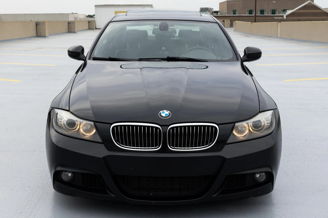 2011 BMW E90 335i Sedan - Image 2 of 31
