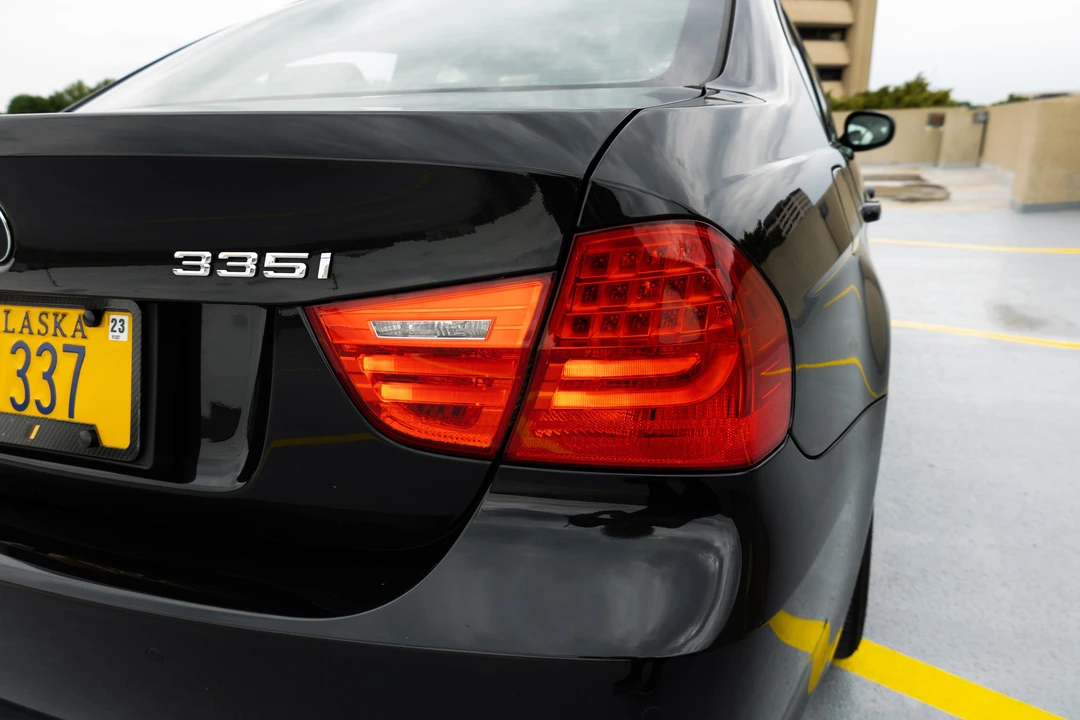 2011 BMW E90 335i Sedan - Image 17 of 31