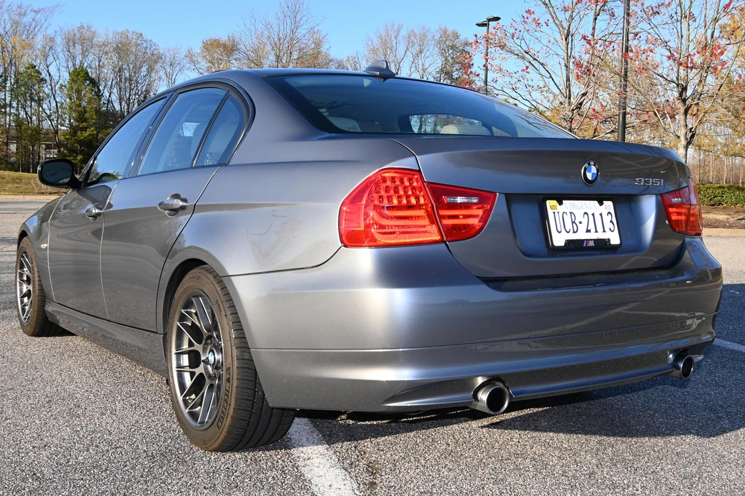 2011 BMW E90 335i Sedan - Image 4 of 5