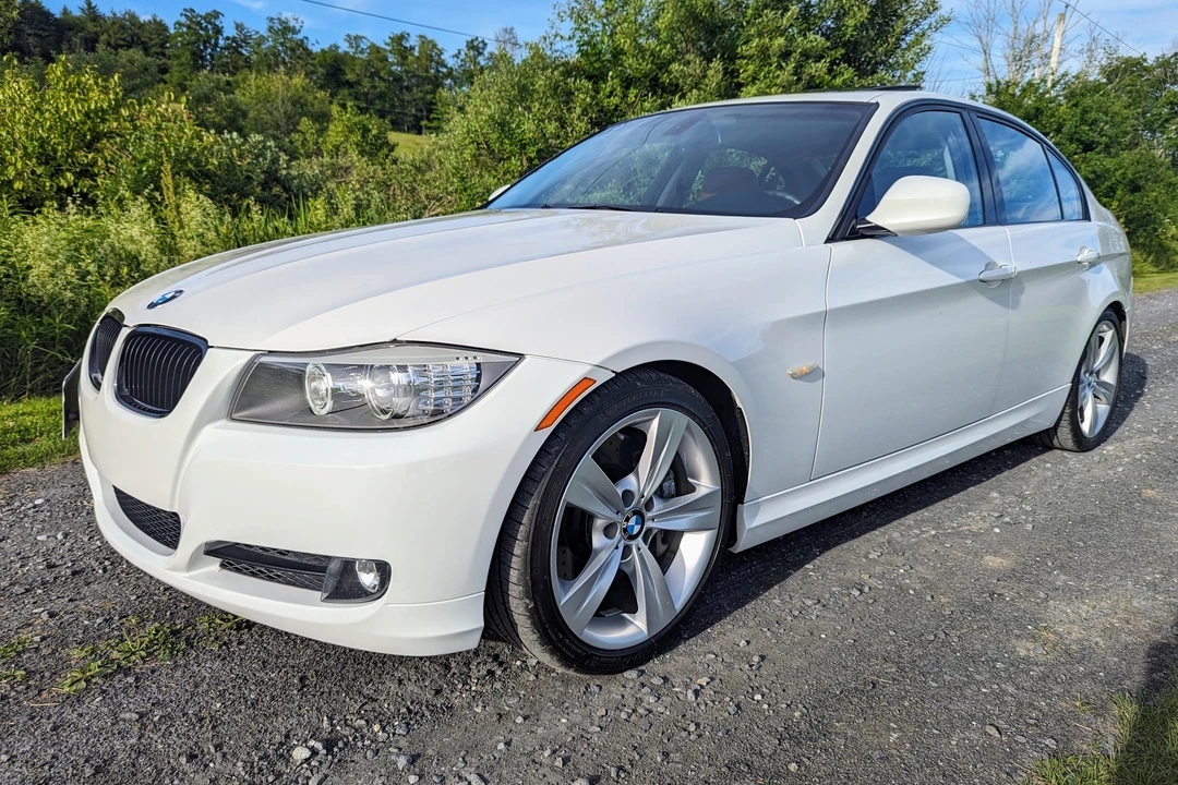 2011 BMW E90 335i Sedan - Image 8 of 31