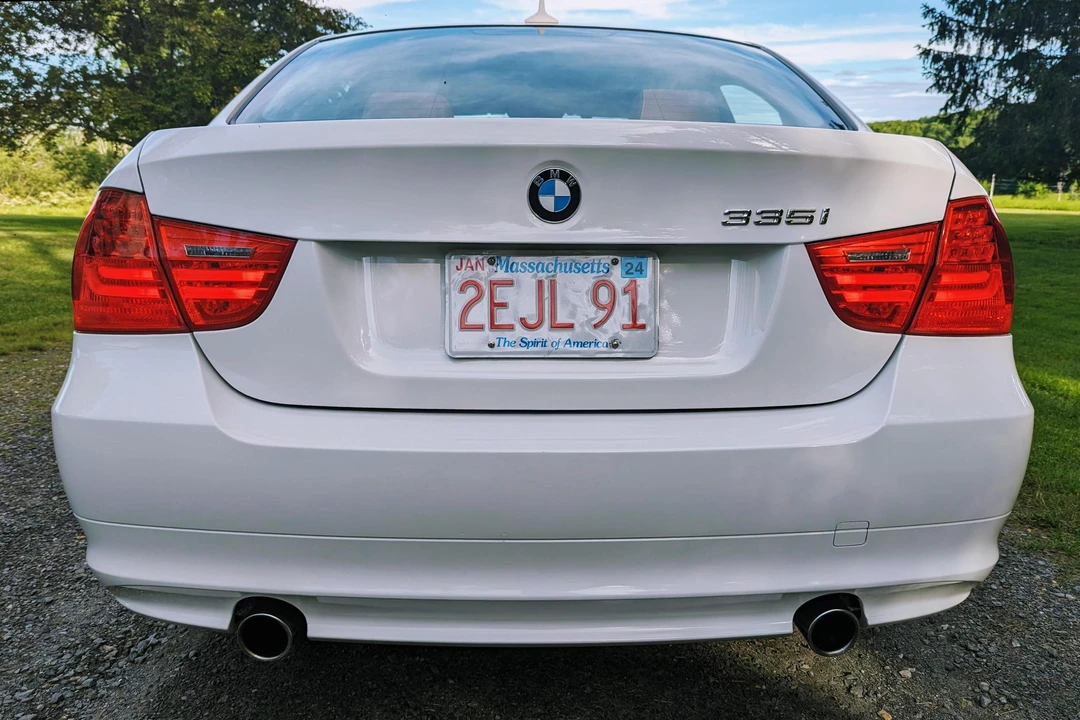 2011 BMW E90 335i Sedan - Image 5 of 31