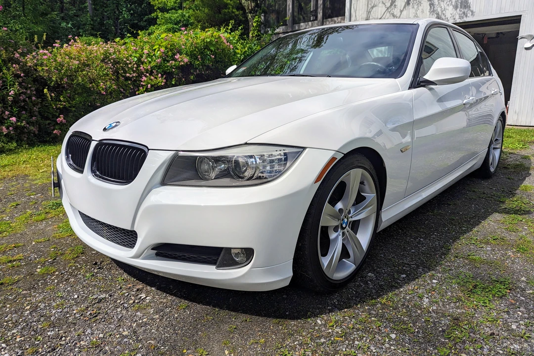 2011 BMW E90 335i Sedan - Image 7 of 31