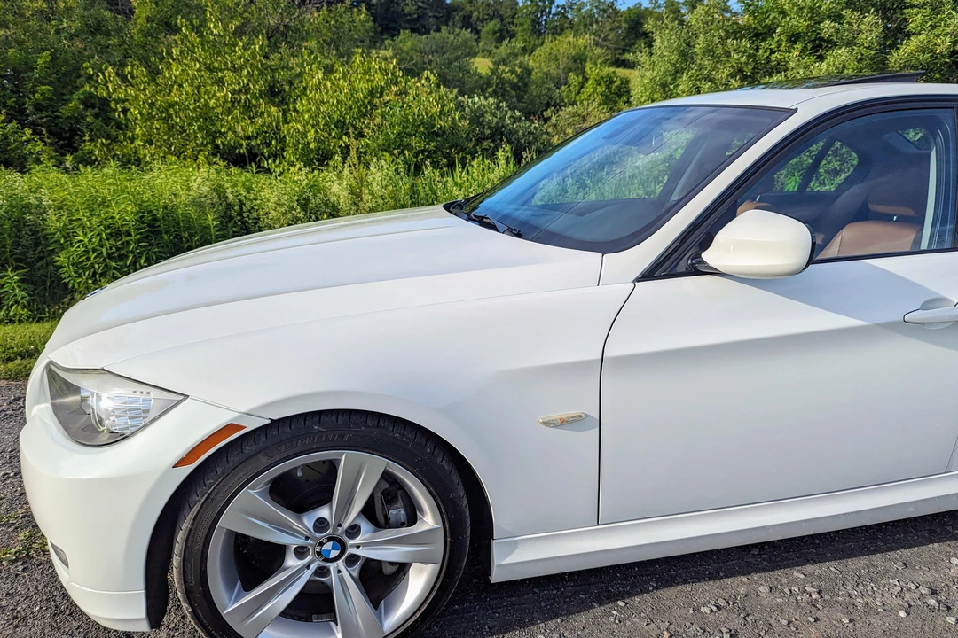 2011 BMW E90 335i Sedan - Image 18 of 31