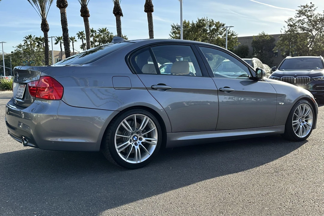 2011 BMW E90 335i Sedan - Image 4 of 6