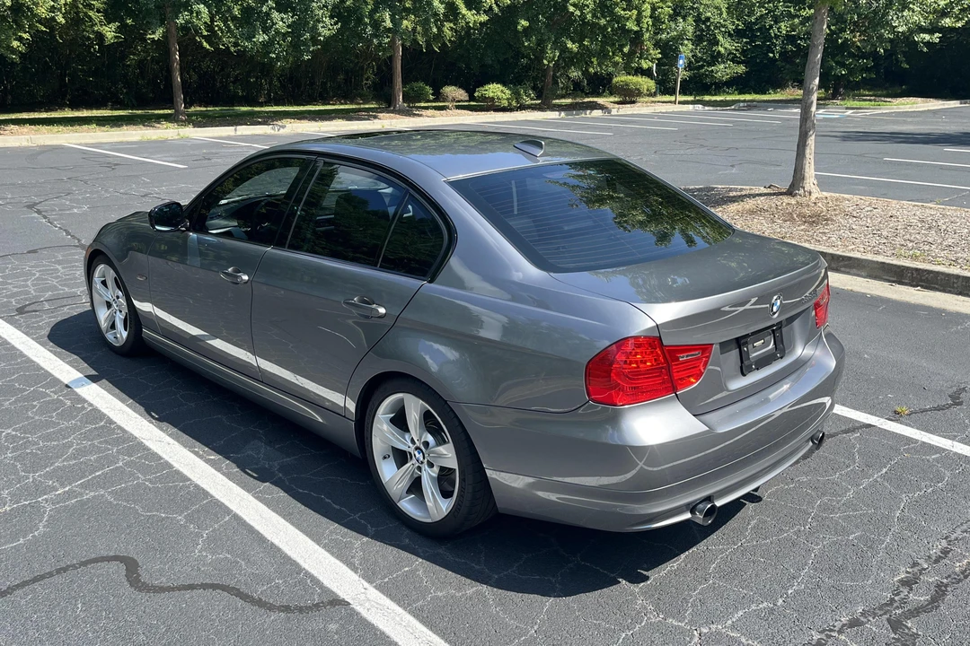 2011 BMW E90 335i Sedan - Image 8 of 31
