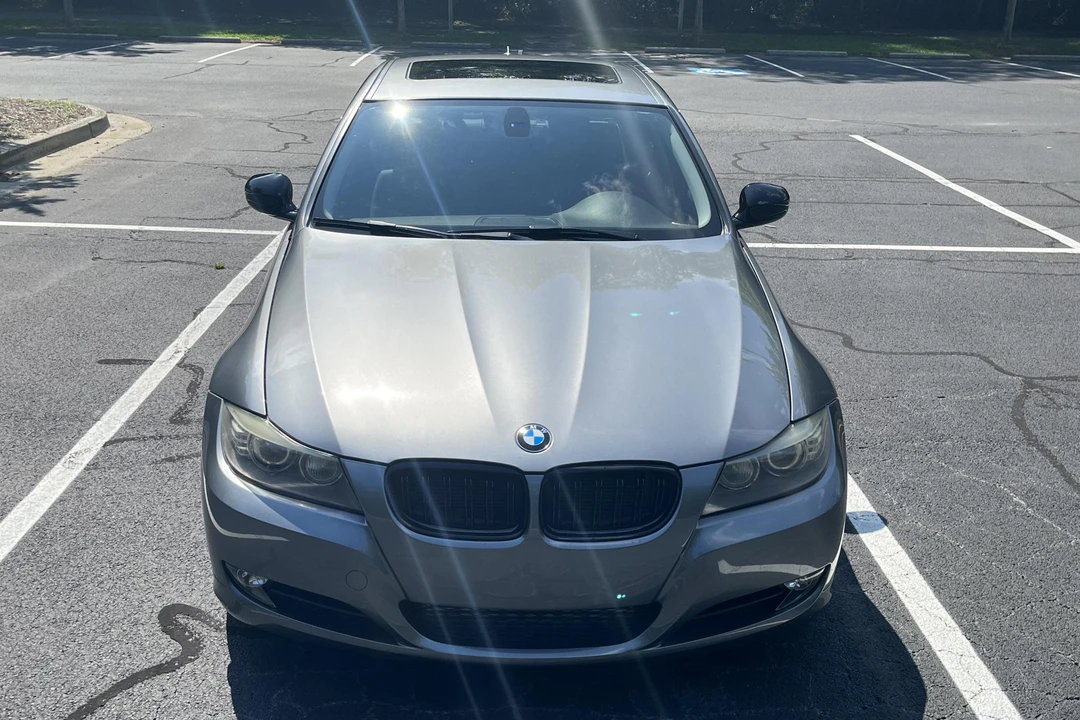 2011 BMW E90 335i Sedan - Image 6 of 31