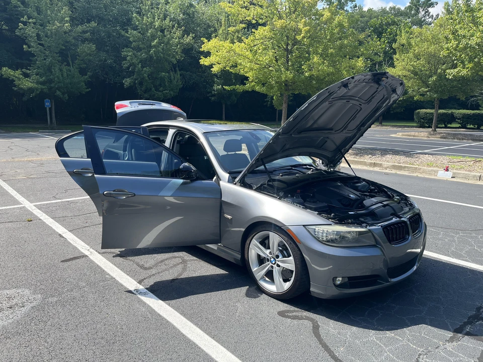 2011 BMW E90 335i Sedan - Image 17 of 31