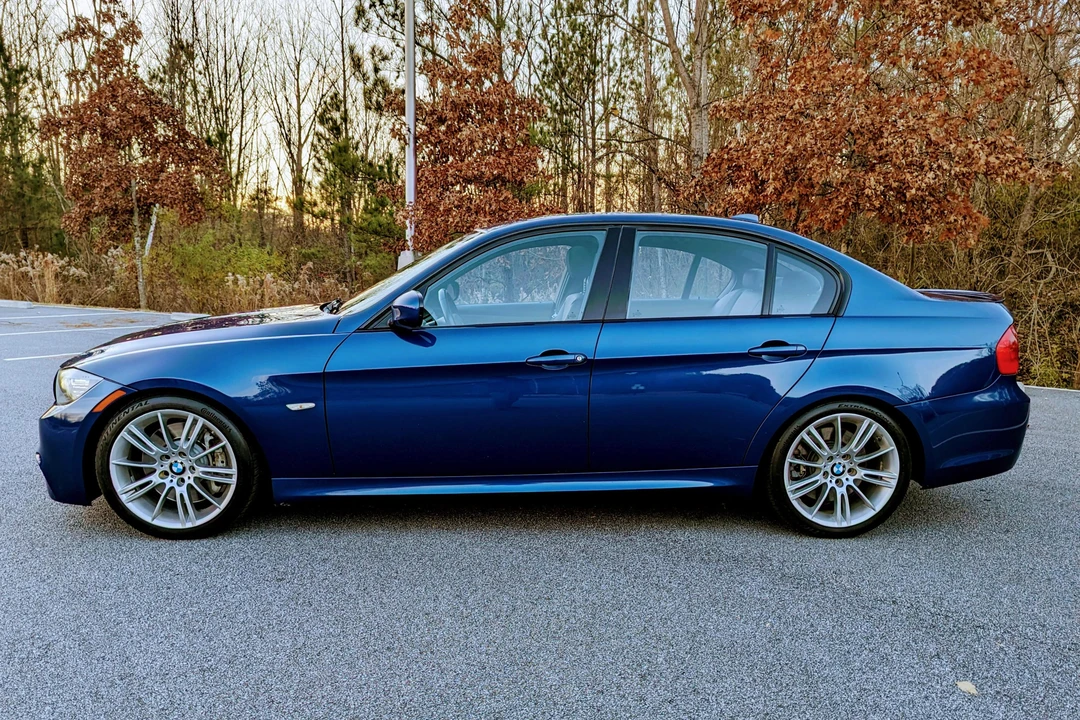 2011 BMW E90 335i Sedan - Image 3 of 31
