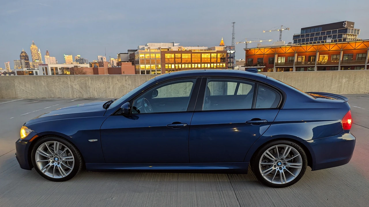 2011 BMW E90 335i Sedan - Image 9 of 31