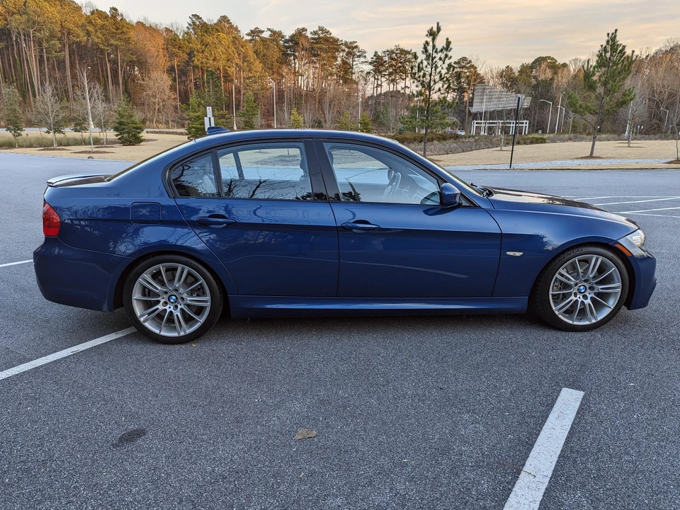 2011 BMW E90 335i Sedan - Image 11 of 31