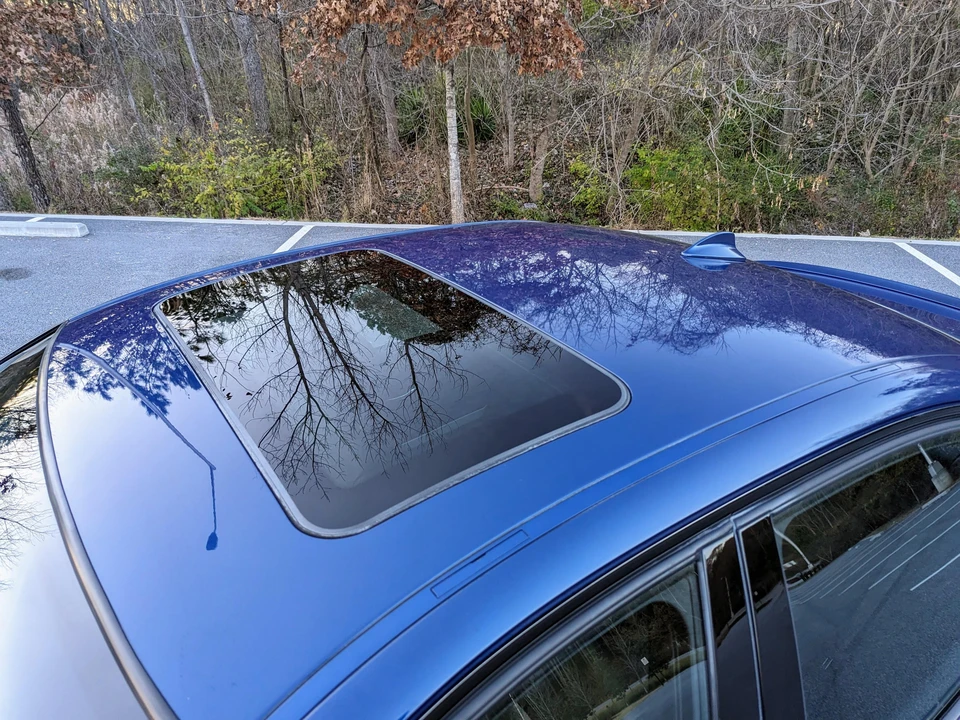 2011 BMW E90 335i Sedan - Image 16 of 31
