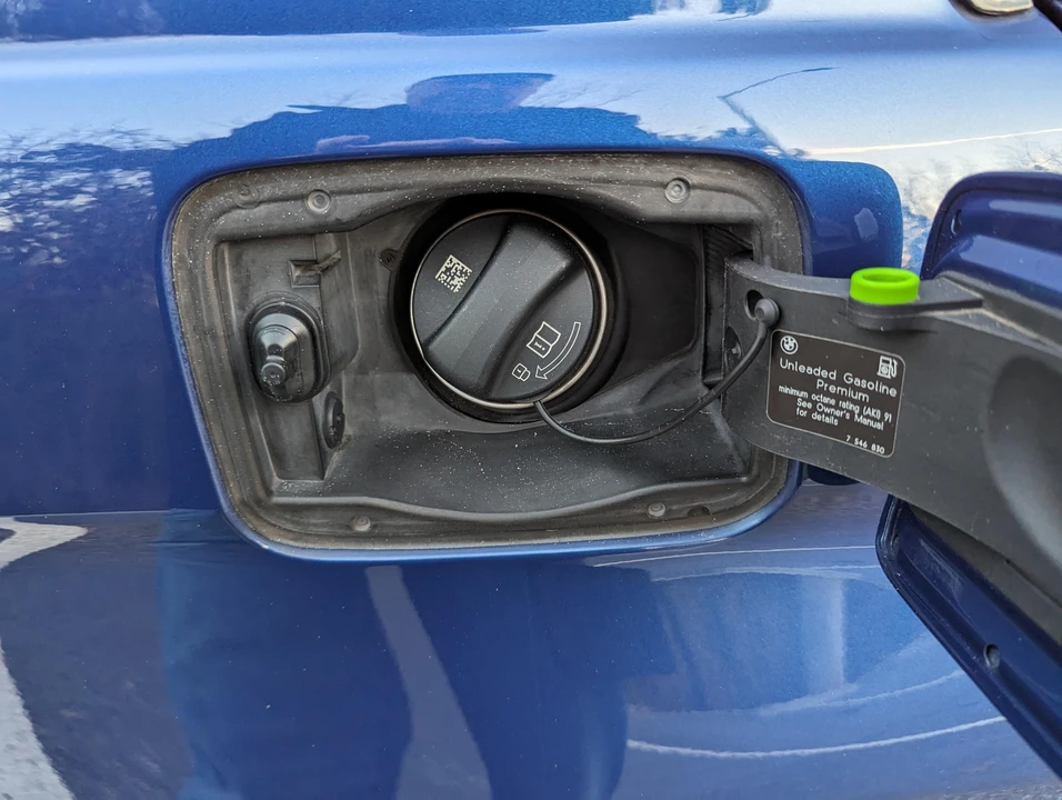 2011 BMW E90 335i Sedan - Image 20 of 31