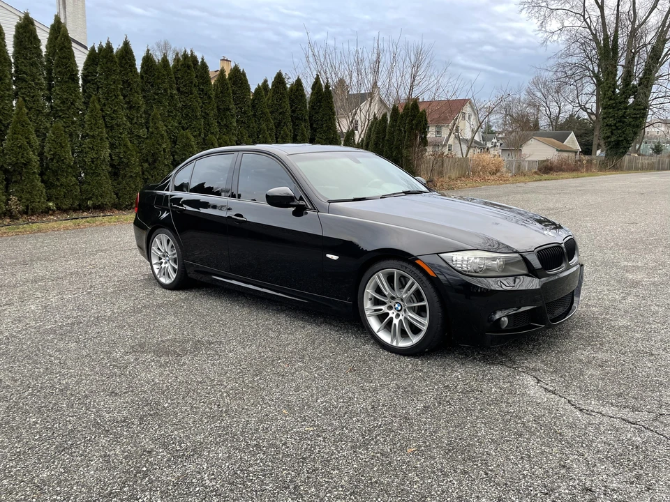 2011 BMW E90 335i Sedan - Image 19 of 31