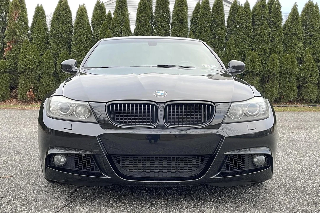 2011 BMW E90 335i Sedan - Image 2 of 31