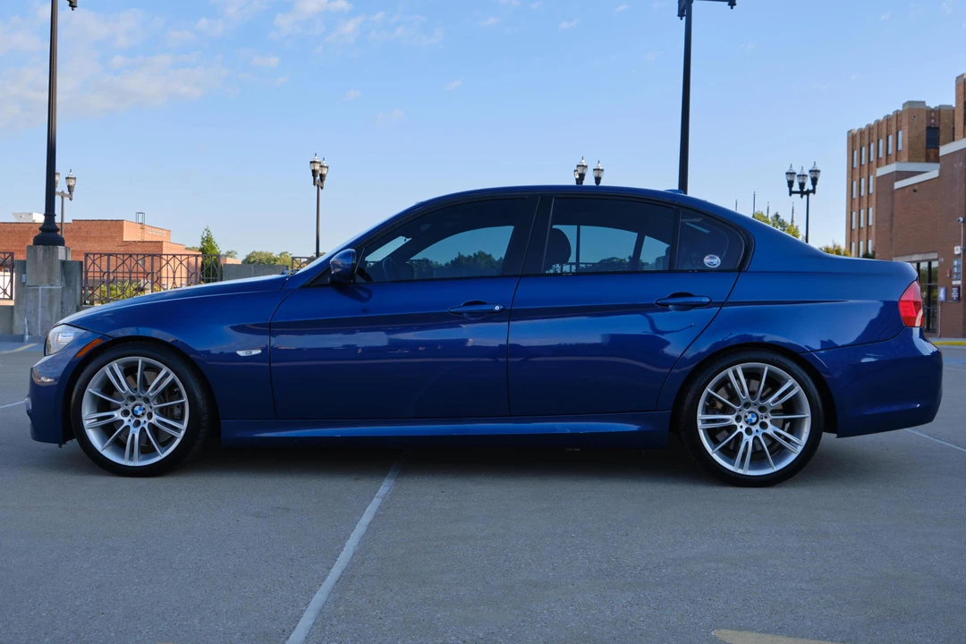 2011 BMW E90 335i Sedan - Image 13 of 31