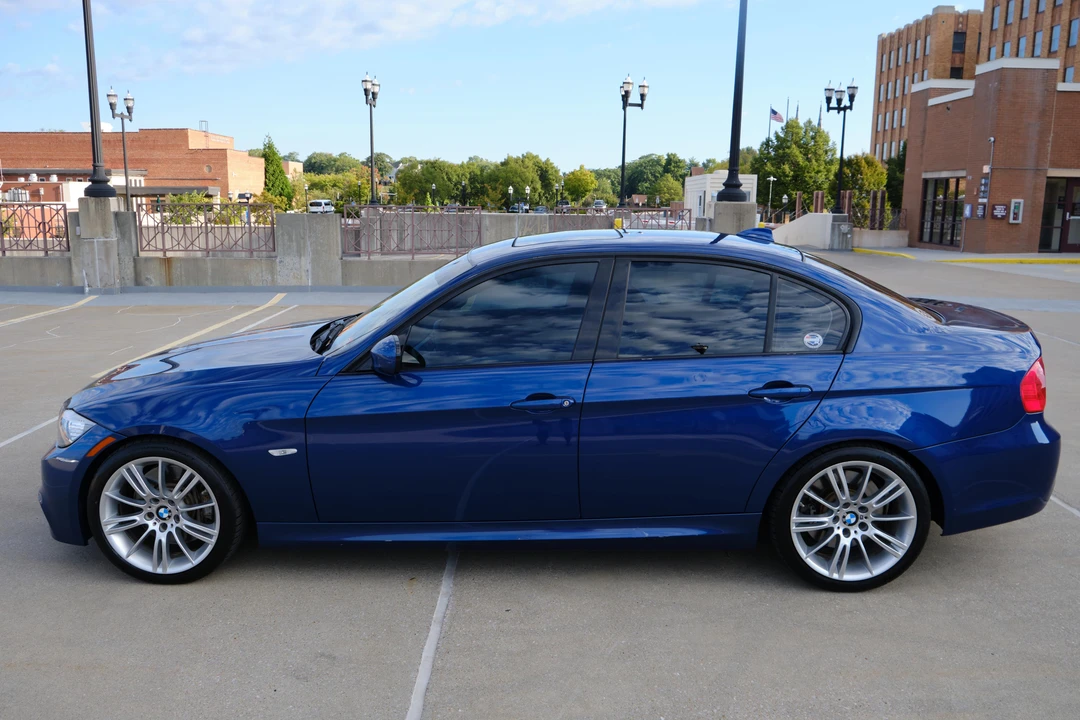 2011 BMW E90 335i Sedan - Image 12 of 31