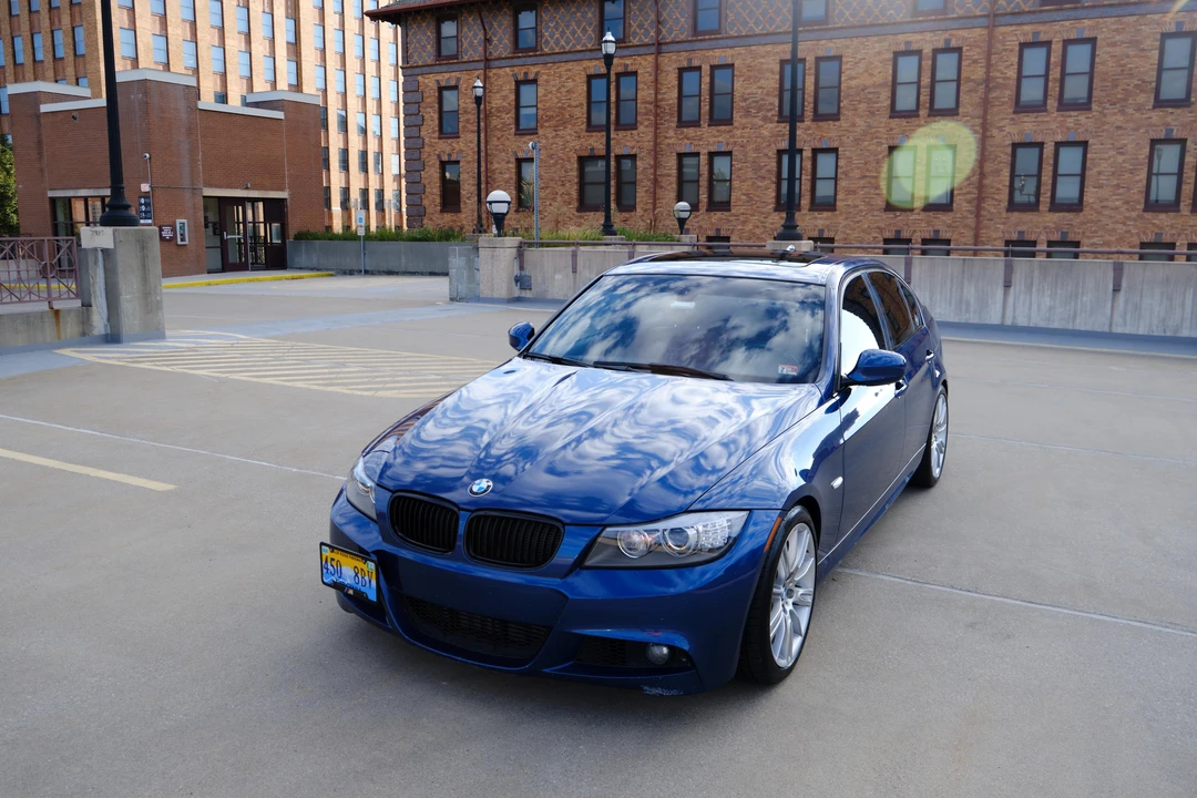 2011 BMW E90 335i Sedan - Image 9 of 31