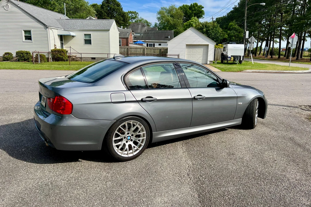 2011 BMW E90 335i Sedan - Image 15 of 31