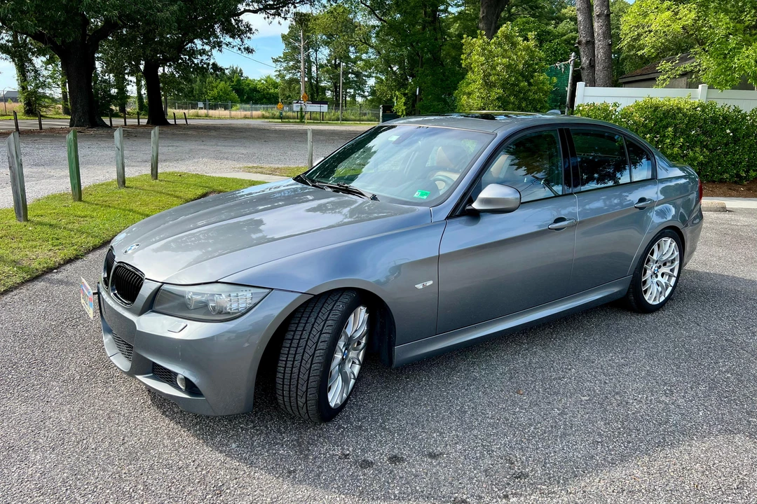 2011 BMW E90 335i Sedan - Image 8 of 31