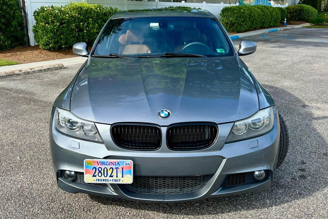 2011 BMW E90 335i Sedan - Image 2 of 31