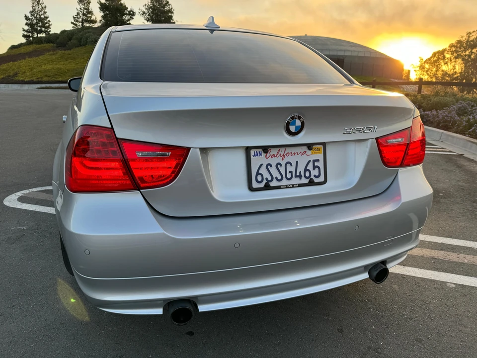 2011 BMW E90 335i Sedan - Image 20 of 31